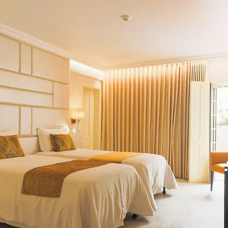 Josefa D'obidos 호텔 4*
