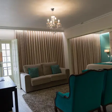 Josefa D'obidos 호텔 4*