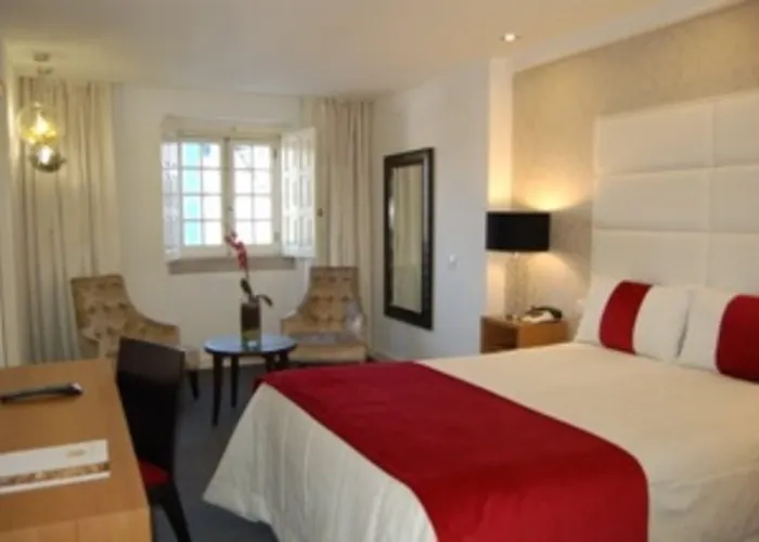 Hotel Josefa D'obidos 4*